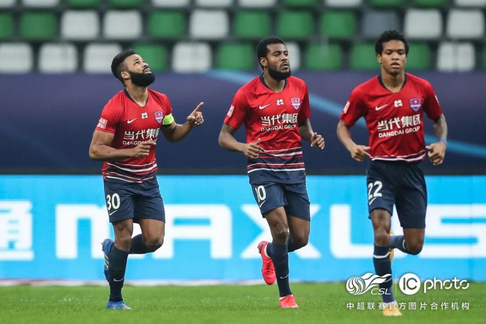 英雄联盟s15-中超清晨再迎强敌，圣安东尼奥马刺主帅复盘，主帅态度——媒体盛赞，纪律约束更严格的简单介绍